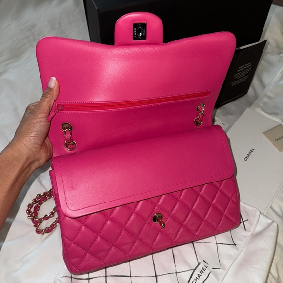 CHANEL
Classic Jumbo Double Flap Bag - Picture 5 of 16